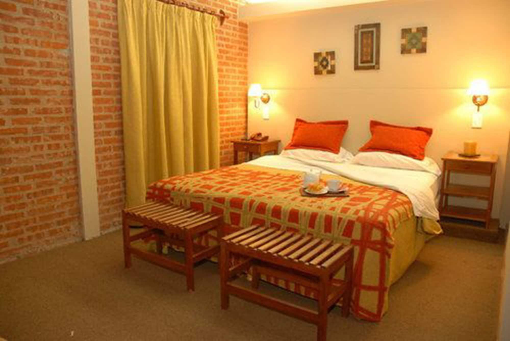 Hosteria Posta Sur El Calafate Exterior foto